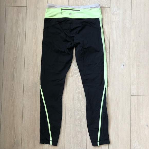 Lululemon Run Pace Tight Leggings in Black & Neon Green Size 4 - Picture 9 of 12